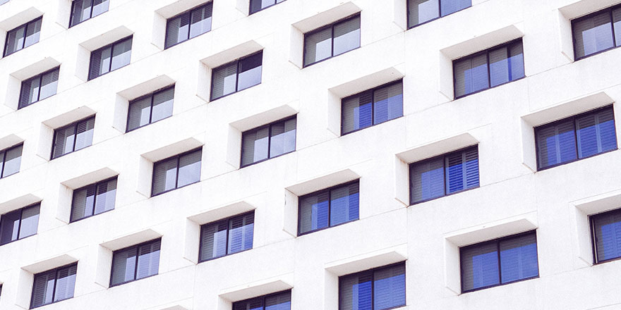 Construction en limite de propriété : rappels concernant les jours et les vues