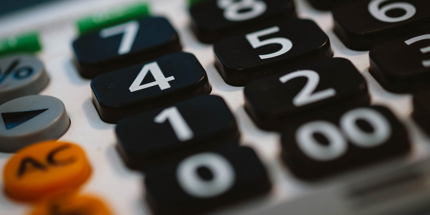 La clause de révision de prix en matière de cession de titres ou d’actions