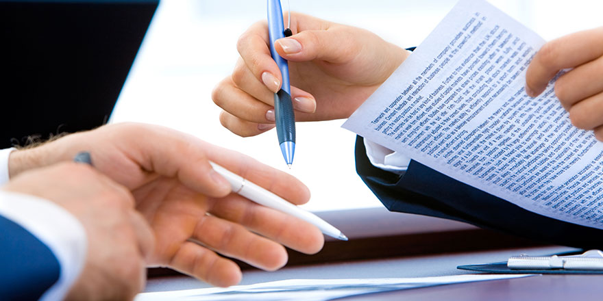 La résiliation unilatérale du contrat de franchise sans respect du formalisme lié à la prévenance ou de la clause résolutoire, est justifiée en cas de comportement grave