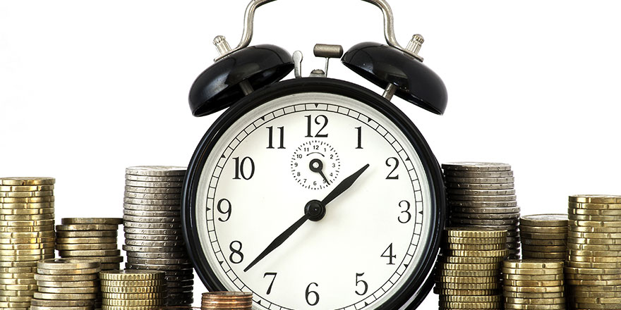 Substitution familiale dans le paiement des dettes sociales : requalification en donation indirecte