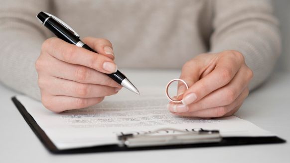 Divorce et sort du compte joint - Crédit photo : &copy; Freepik
