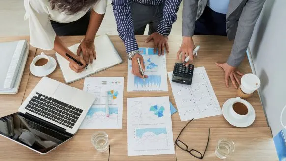 La loi de finances 2024 pour les professionnels - Crédit photo : &copy; Freepik