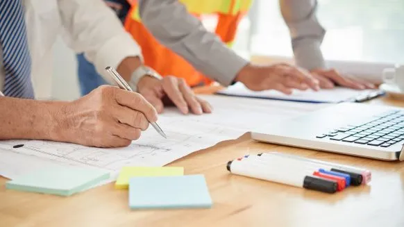 Référés suspension à répétition : seul le pourvoi contre la dernière ordonnance peut être recevable - Crédit photo : &copy; @freepik