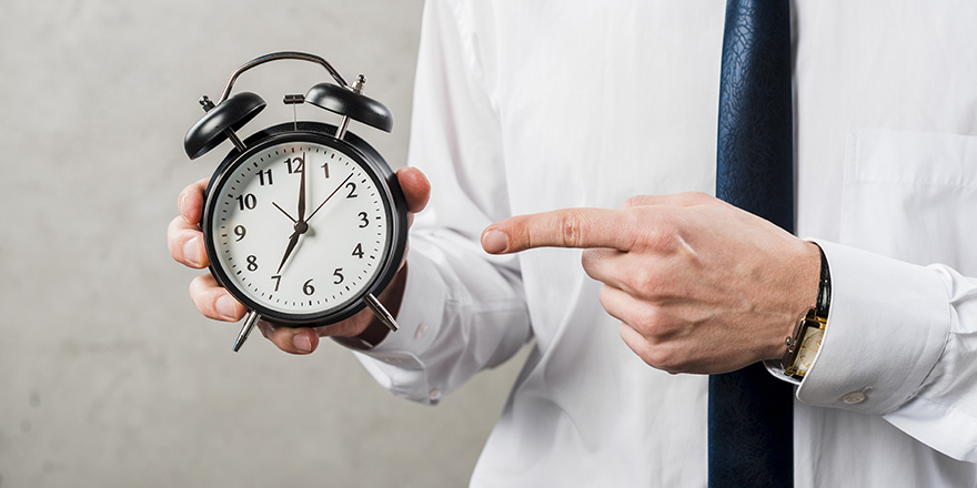 Contrat de travail à temps partiel :  Attention à la requalification en temps plein si un salarié dépasse les 35 heures sur une semaine isolée