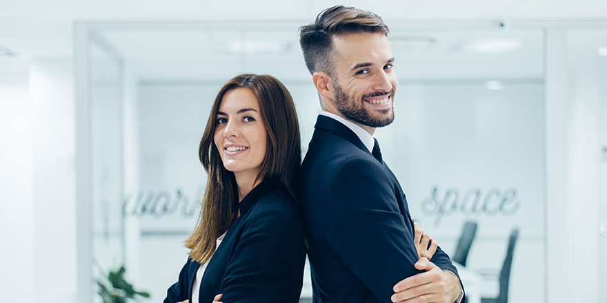 Travailler avec son conjoint : quels sont les droits et obligations du conjoint salarié ?